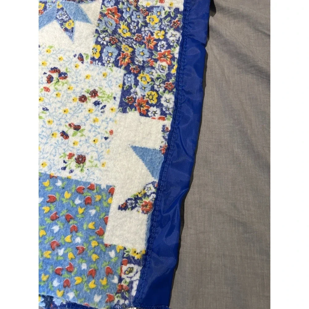 N/A vintage blanket